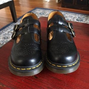 Dr. Martens Mary Jane size 8